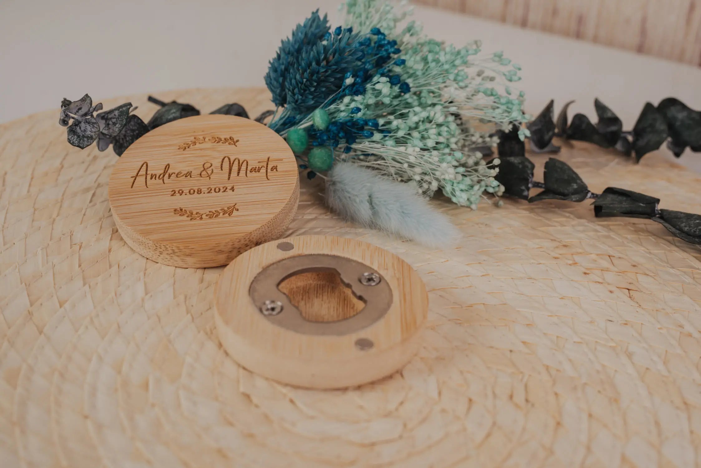 Abrebotellas Bambú "Nuestra Boda Vintage"