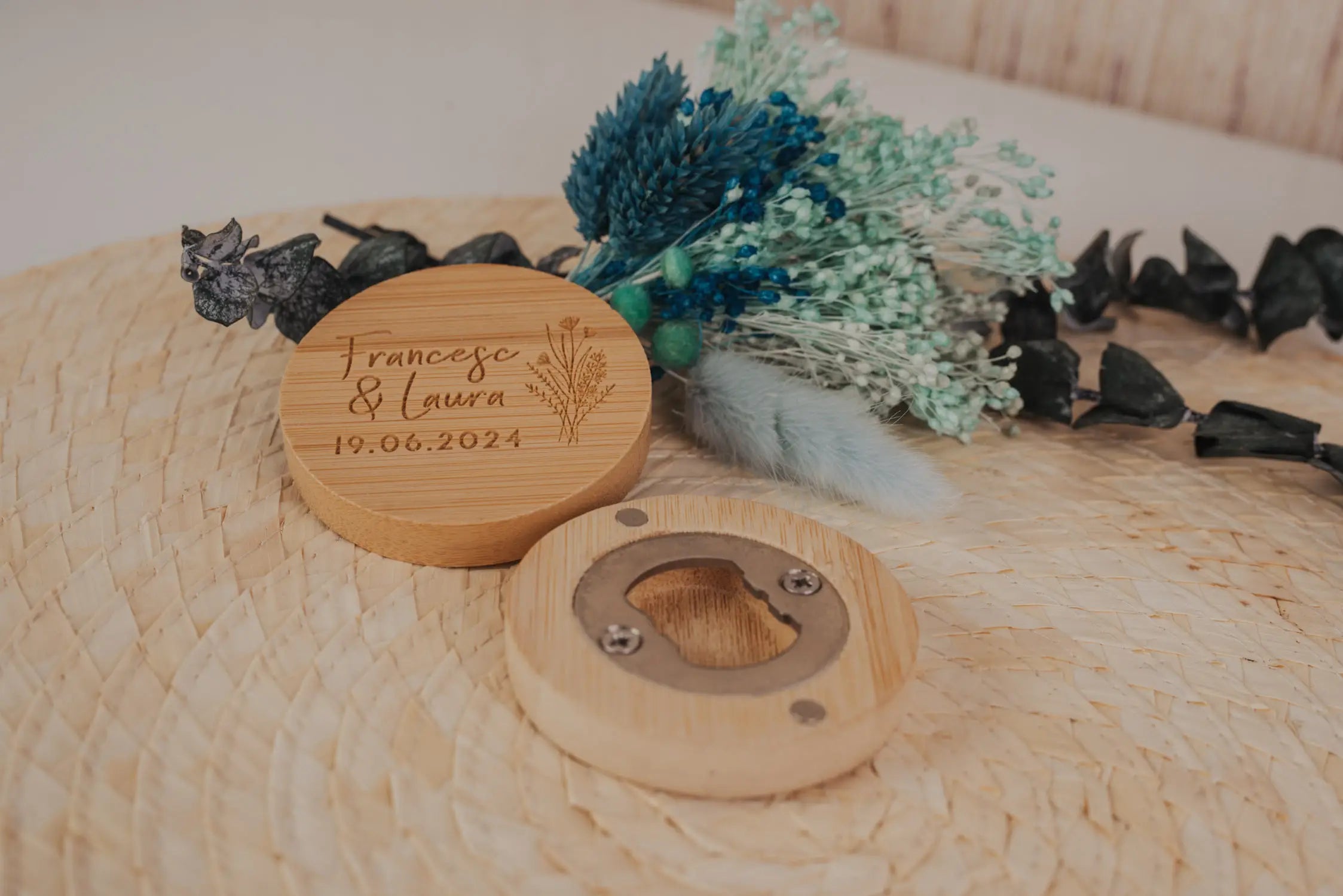 Abrebotellas Bambú "Nuestra Boda Vintage"