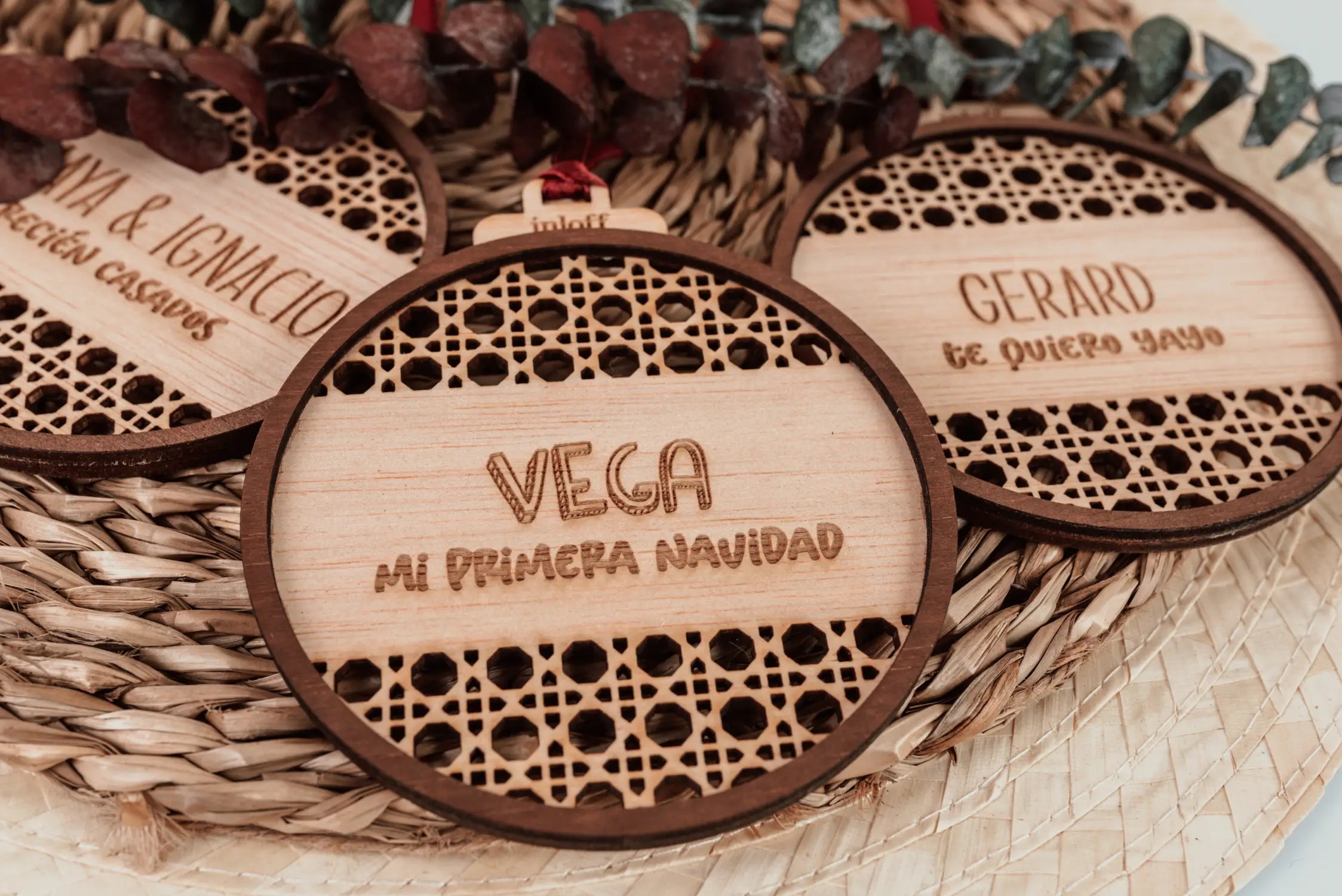 BOLA DE NAVIDAD RATÁN "FRASE"