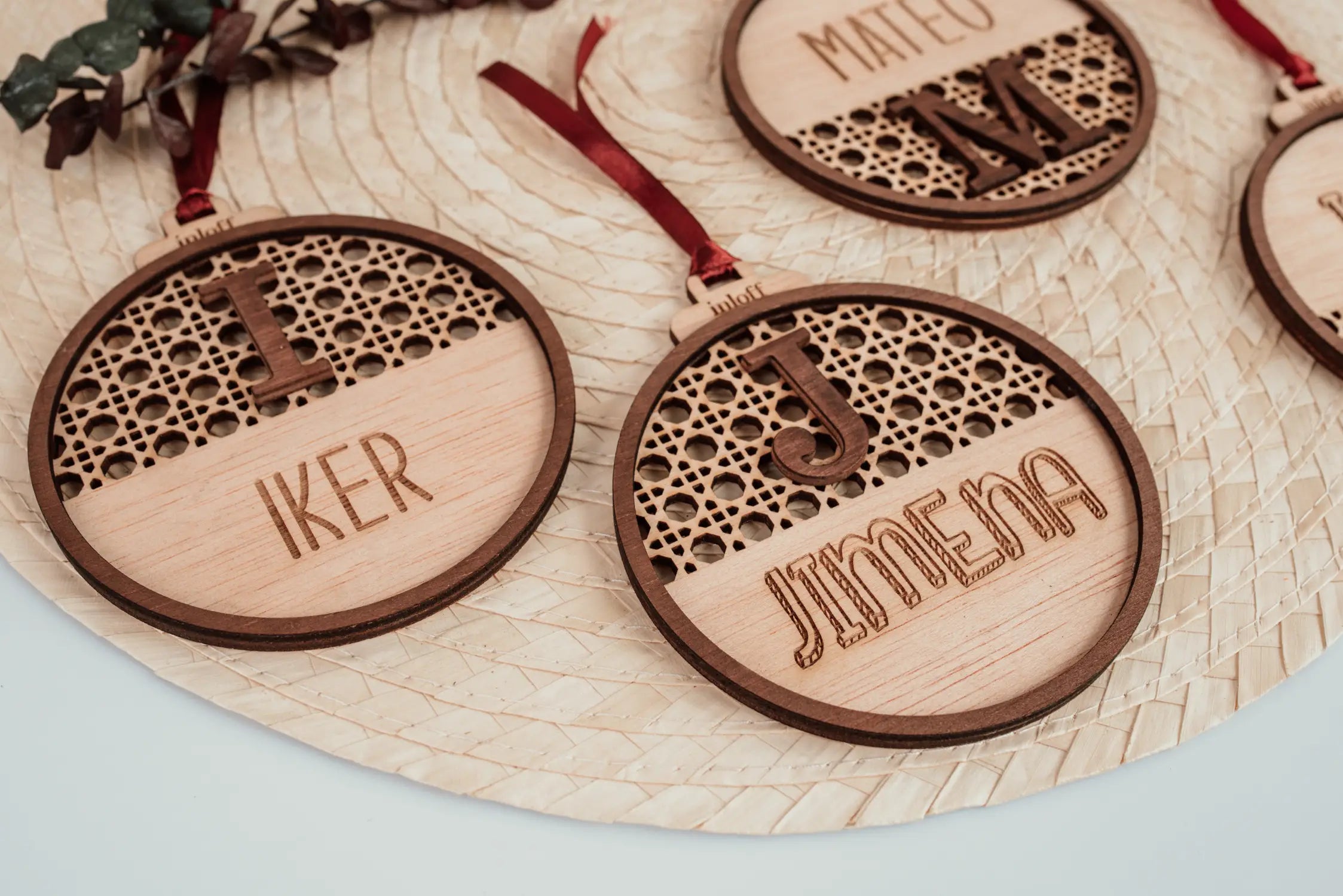 BOLA DE NAVIDAD RATÁN "MI PERSONA"