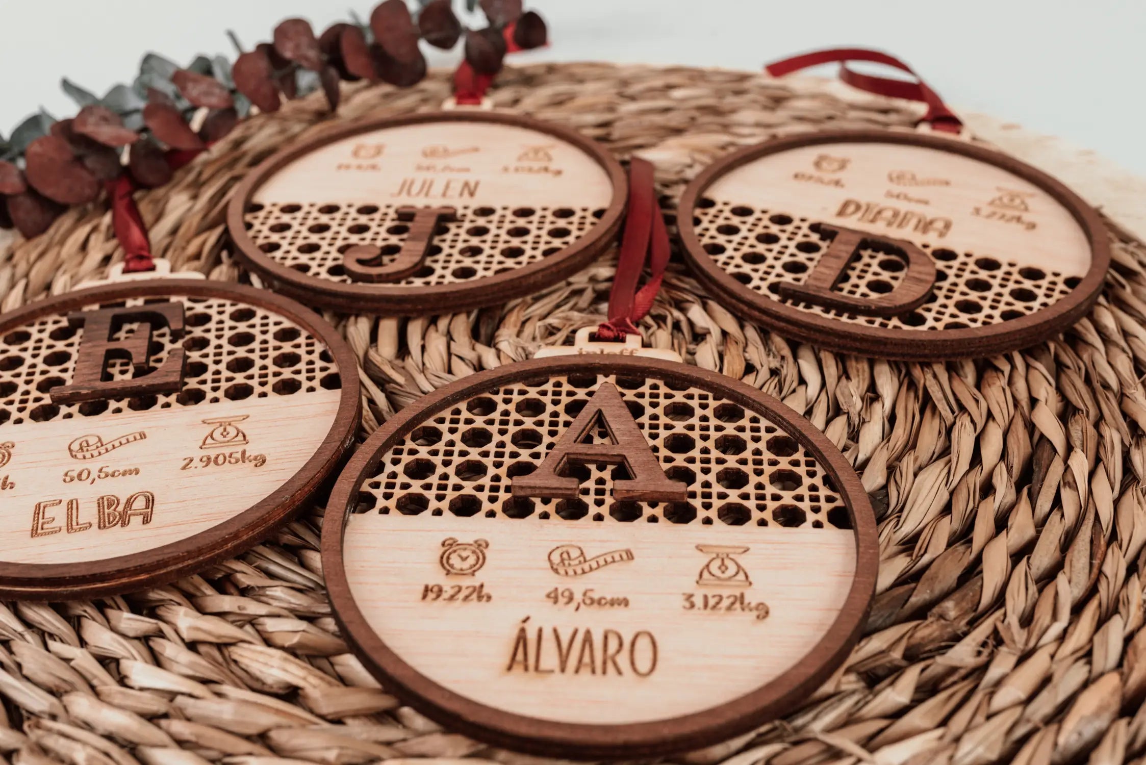 BOLA DE NAVIDAD RATÁN "NATALICIO"