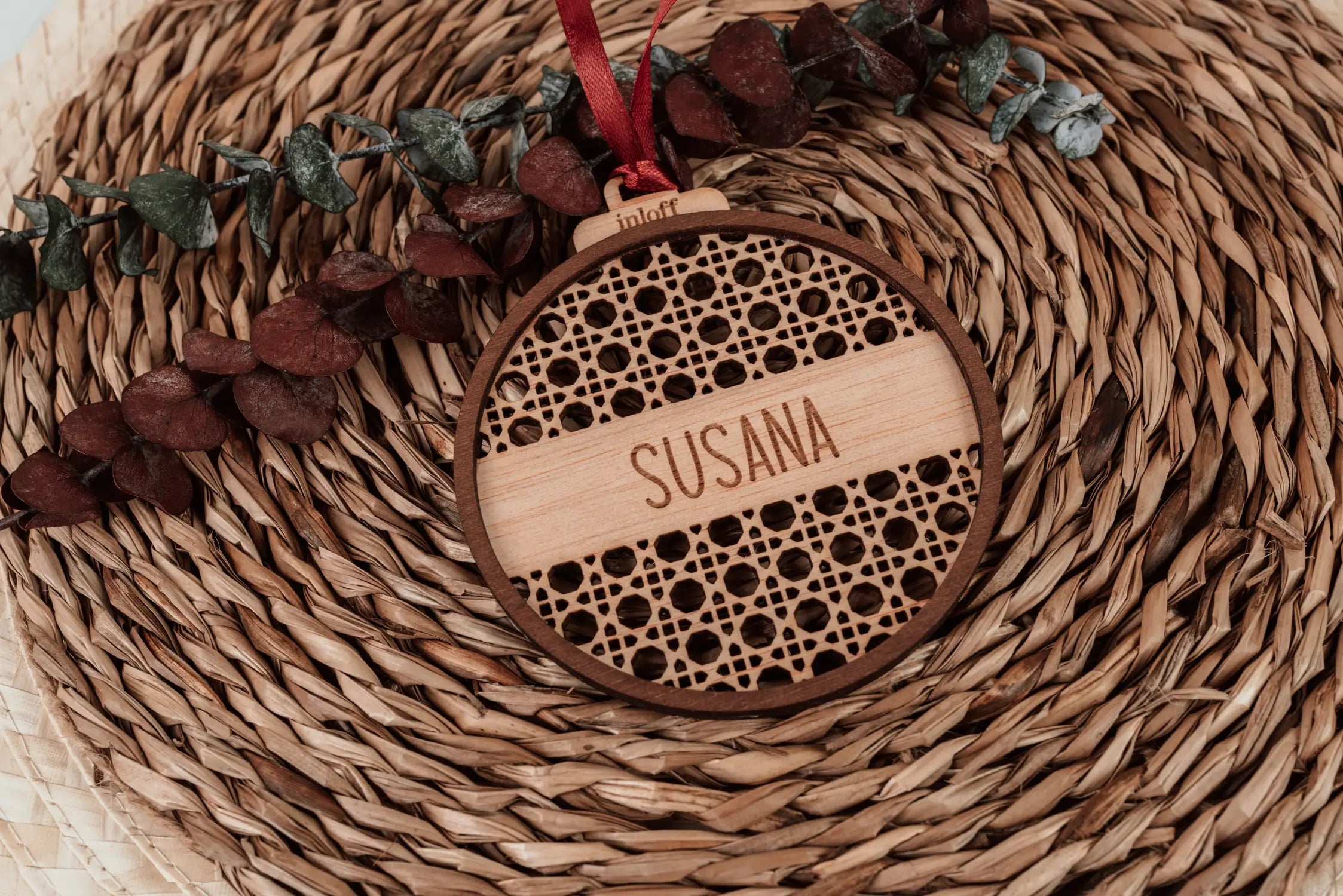 BOLA DE NAVIDAD RATÁN "NOMBRE"