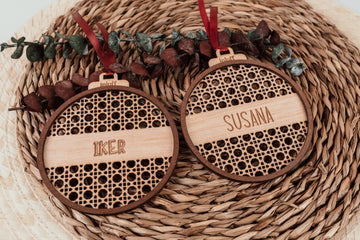 BOLA DE NAVIDAD RATÁN "NOMBRE"