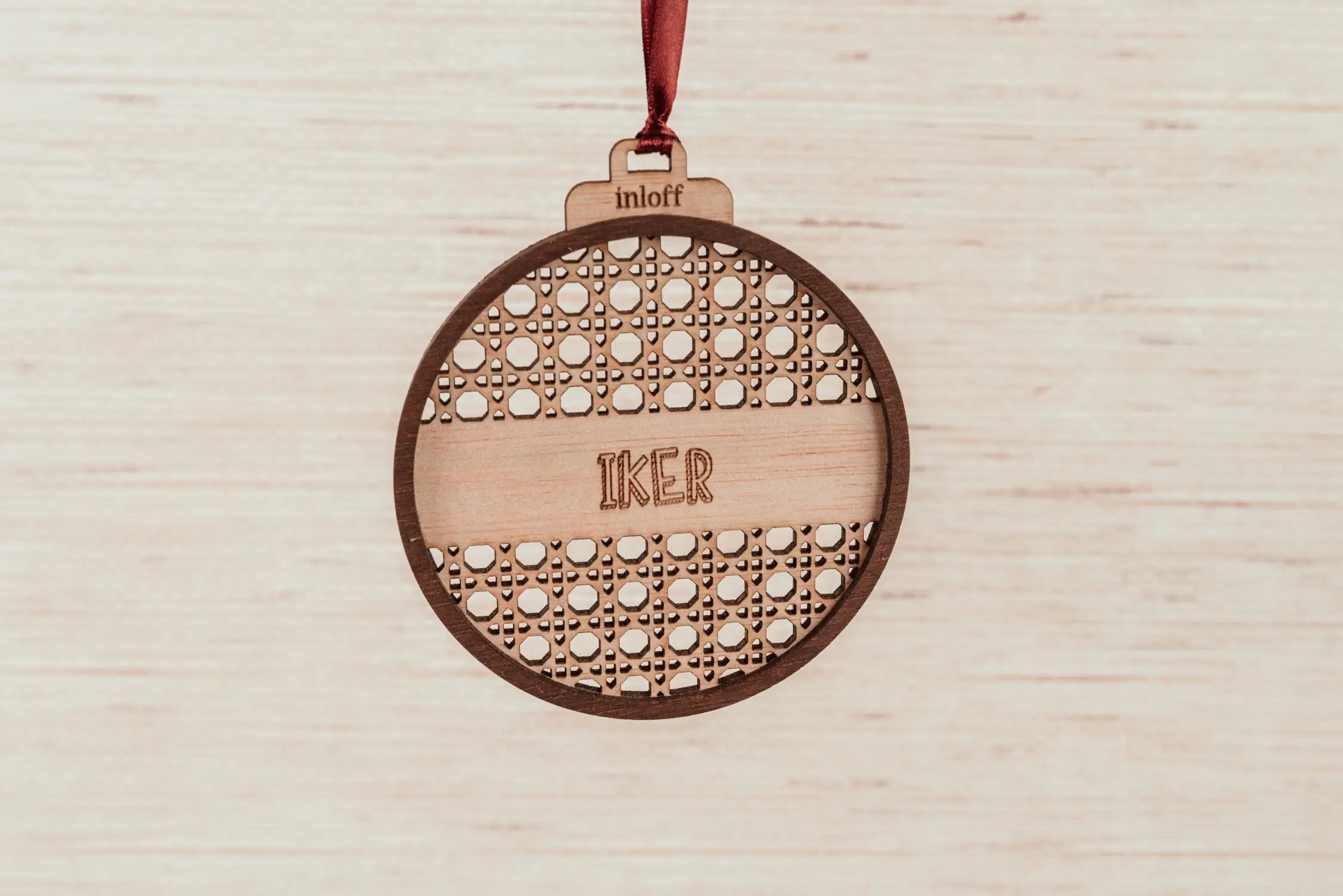 BOLA DE NAVIDAD RATÁN "NOMBRE"