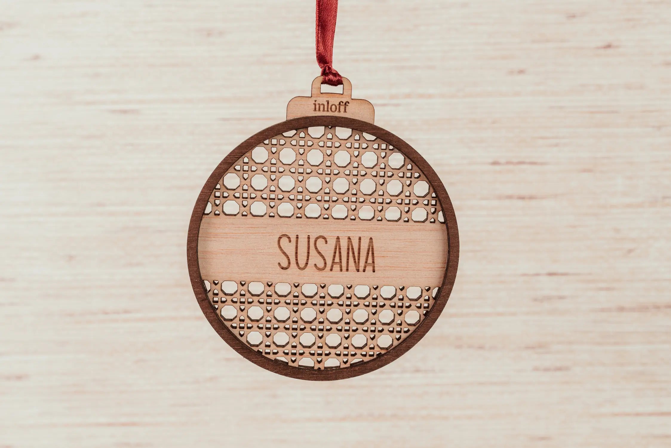 BOLA DE NAVIDAD RATÁN "NOMBRE"