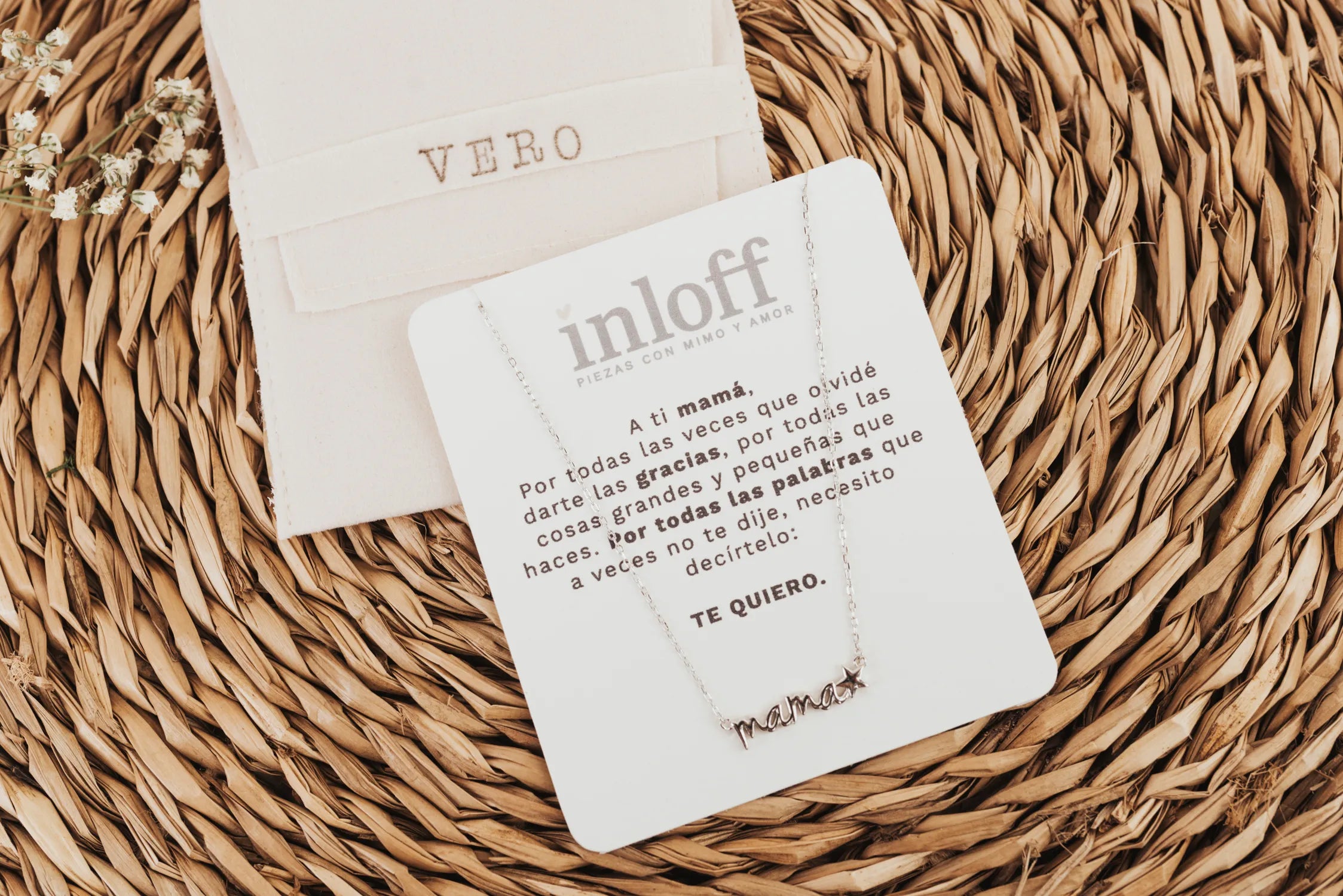 COLLAR DE PLATA “TE QUIERO MAMÁ”