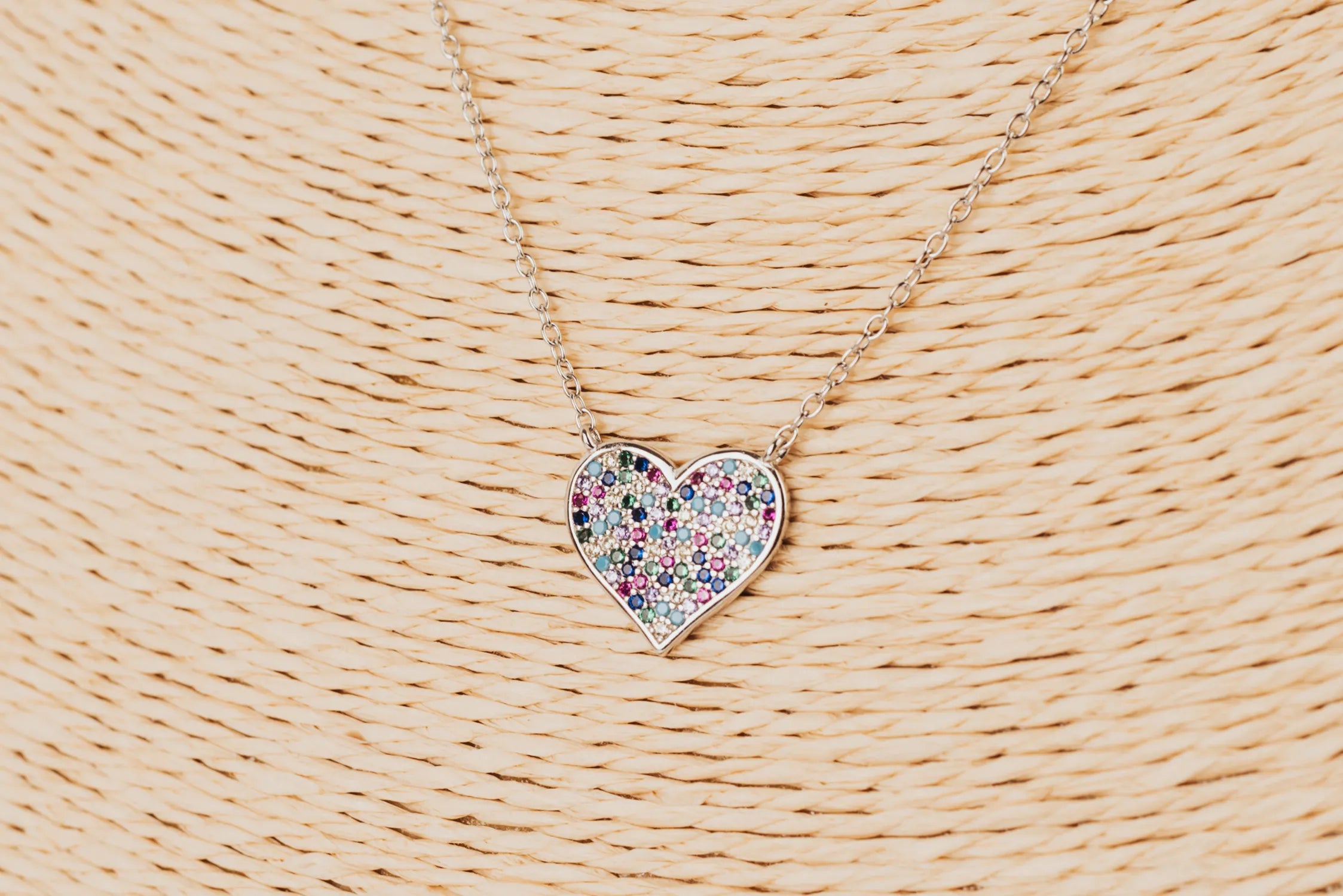 EDICIÓN LIMITADA COLLAR DE PLATA “CORAZÓN”