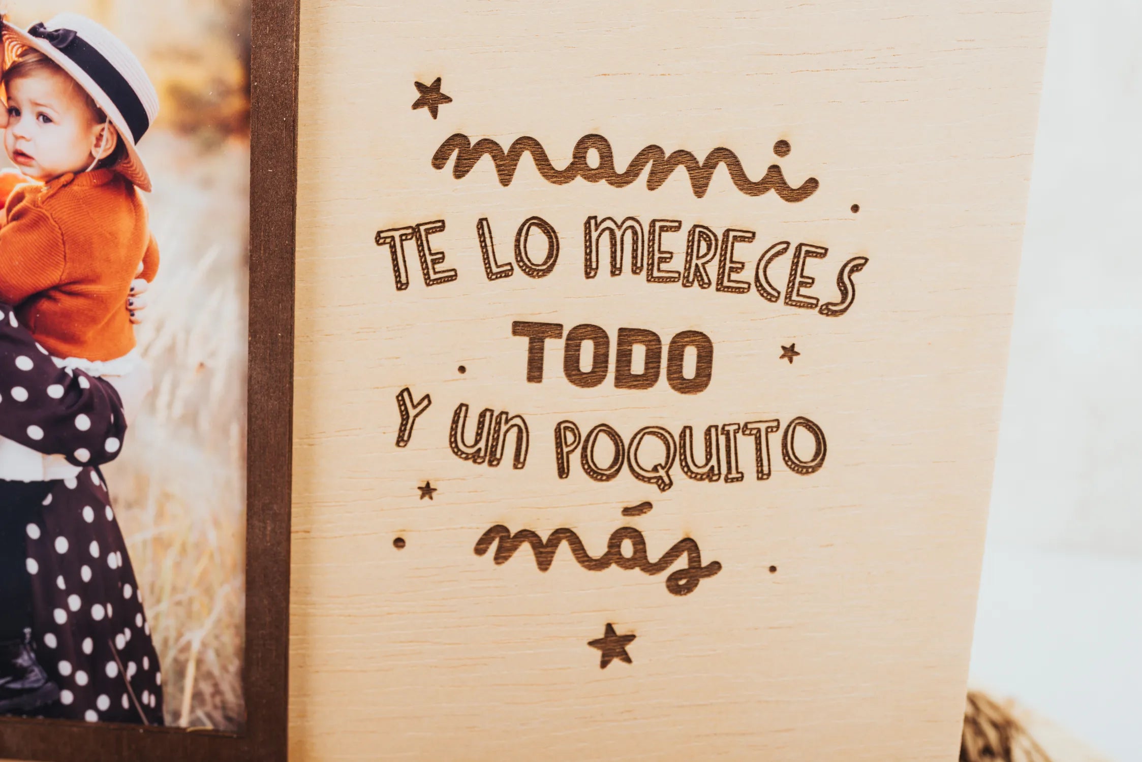 MARCO FOTOS “MAMI TE LO MERECES TODO”