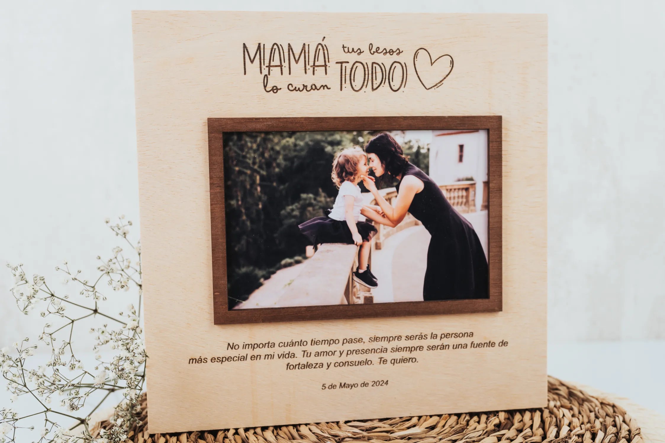 MARCO FOTOS “LOS BESOS DE MAMÁ”
