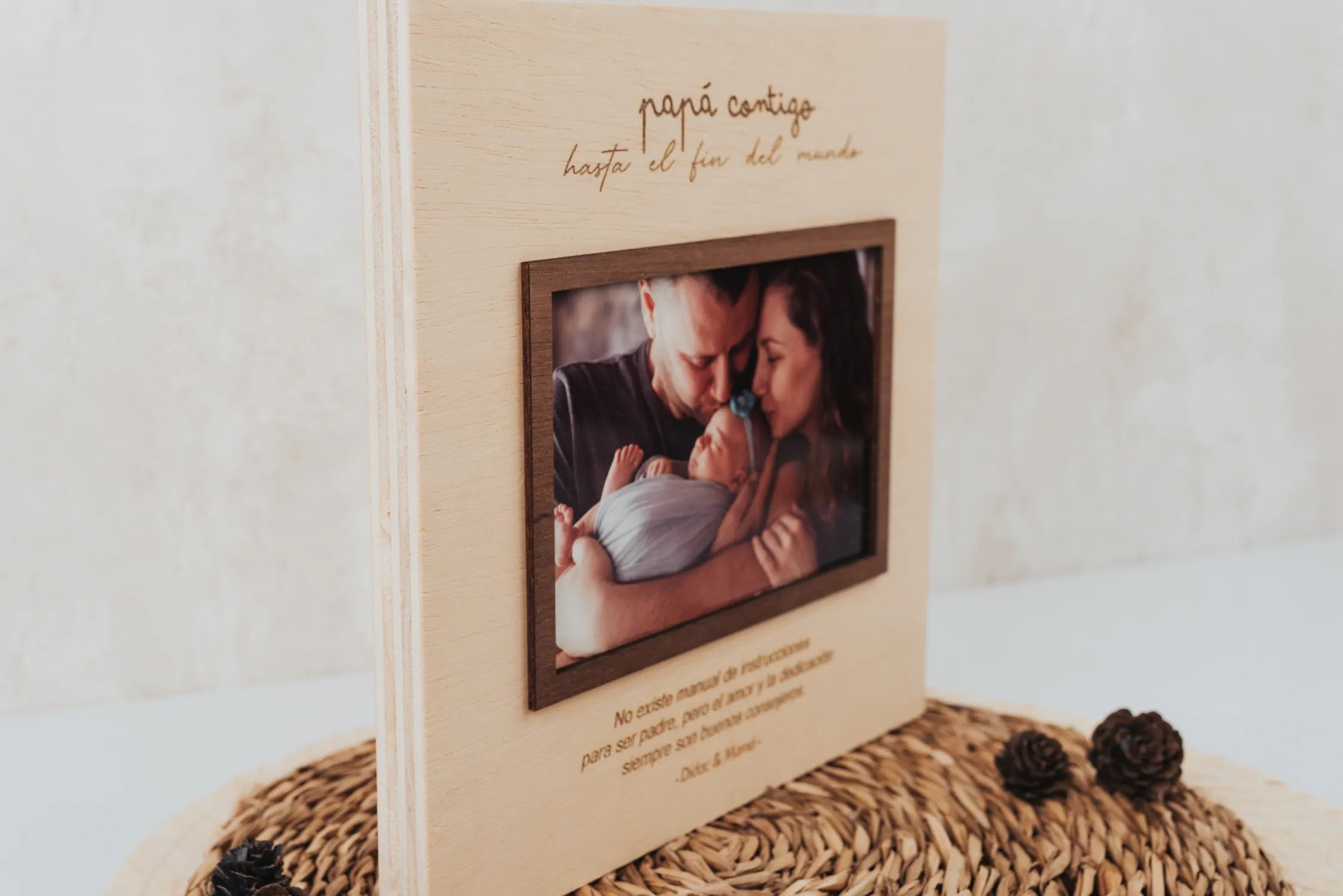 MARCO FOTOS "HASTA EL FIN DEL MUNDO PAPÁ"