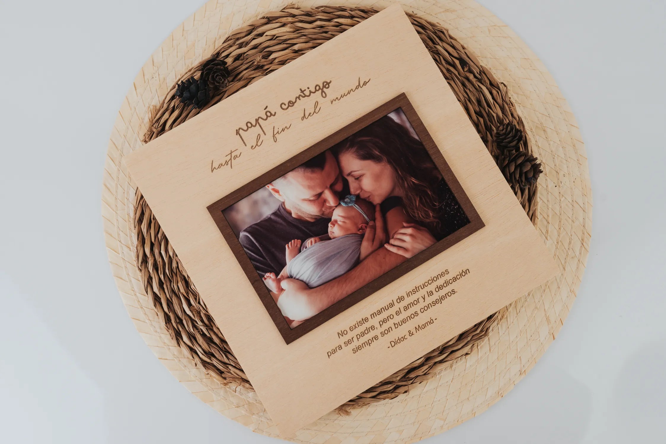 MARCO FOTOS "HASTA EL FIN DEL MUNDO PAPÁ"