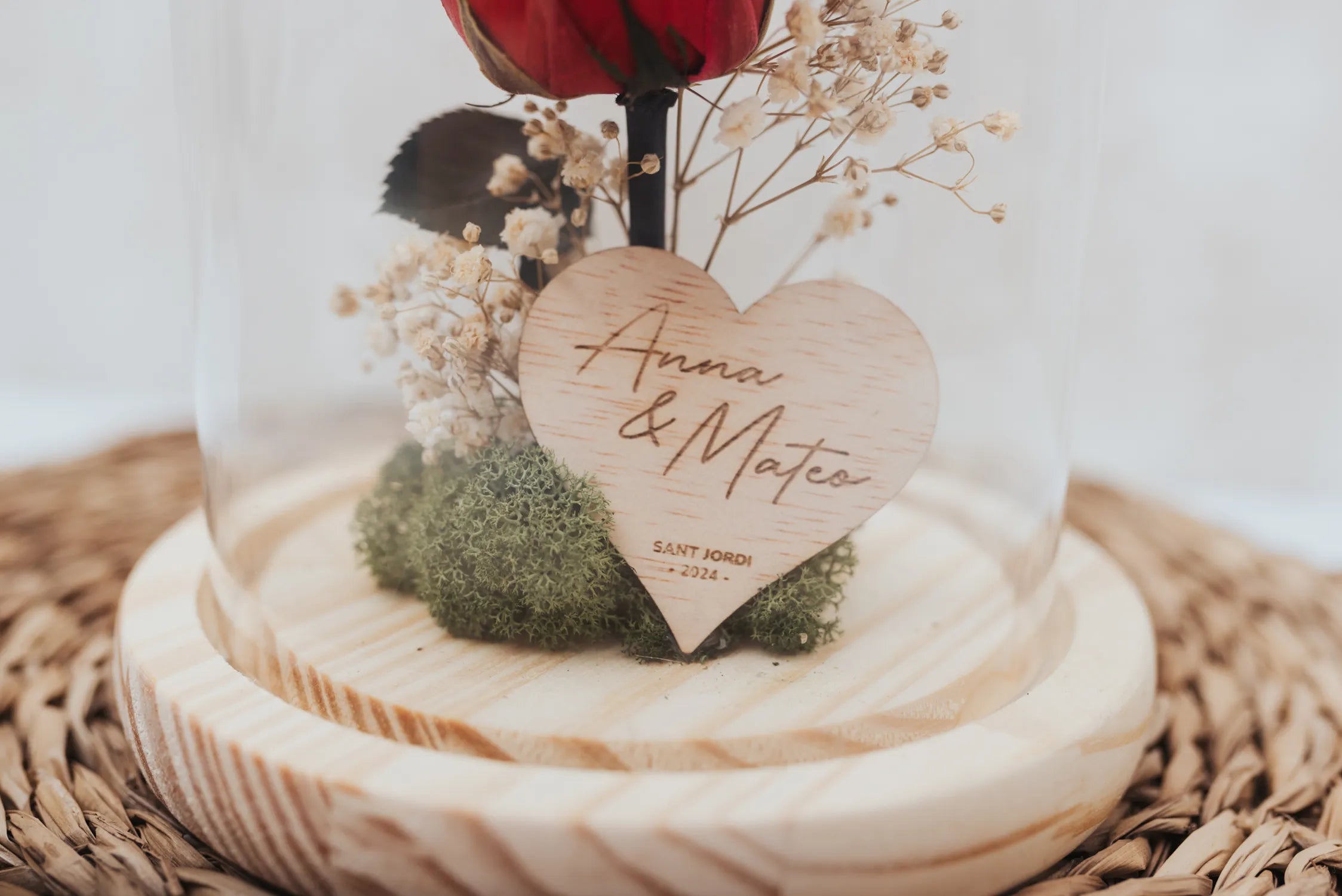 CÚPULA ROSA ETERNA PERSONALIZADA ESPECIAL SANT JORDI