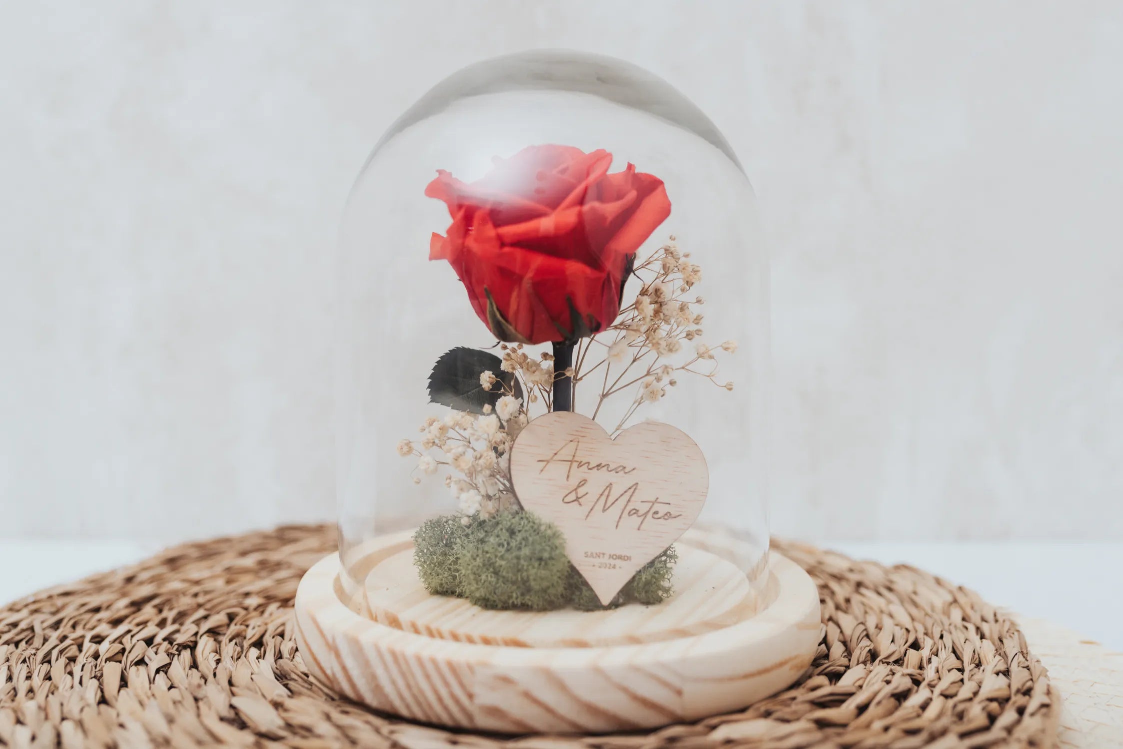 CÚPULA ROSA ETERNA PERSONALIZADA ESPECIAL SANT JORDI