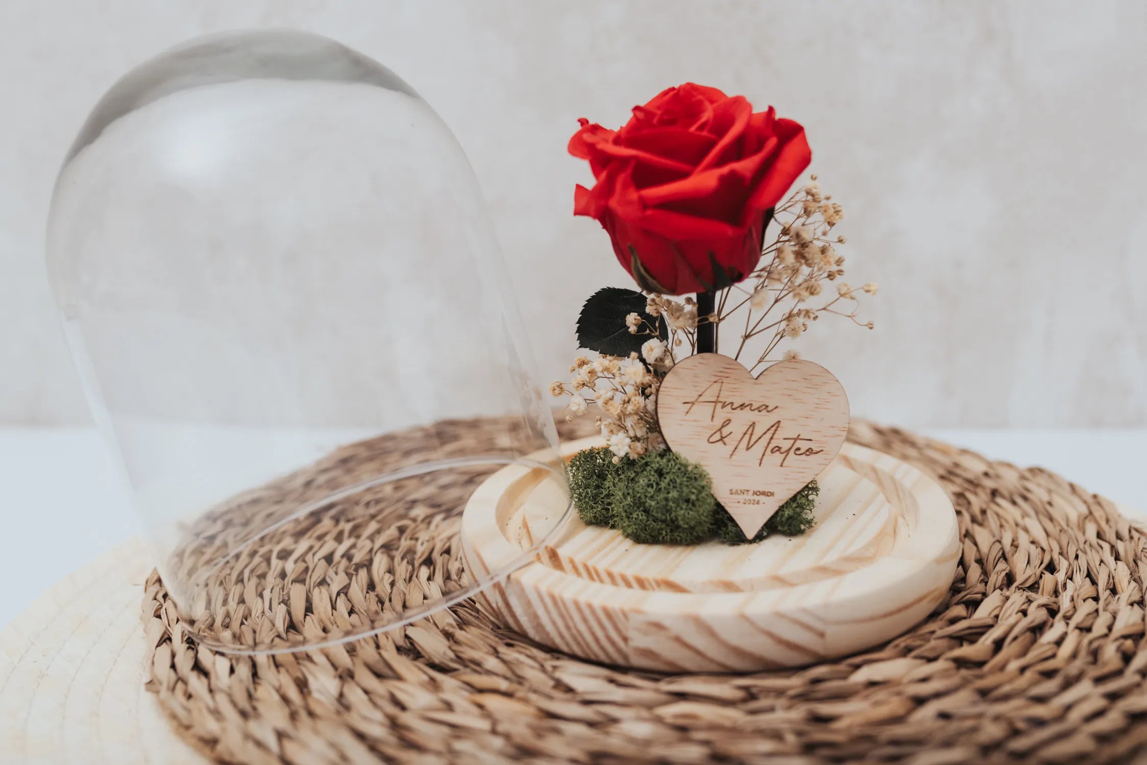 CÚPULA ROSA ETERNA PERSONALIZADA ESPECIAL SANT JORDI