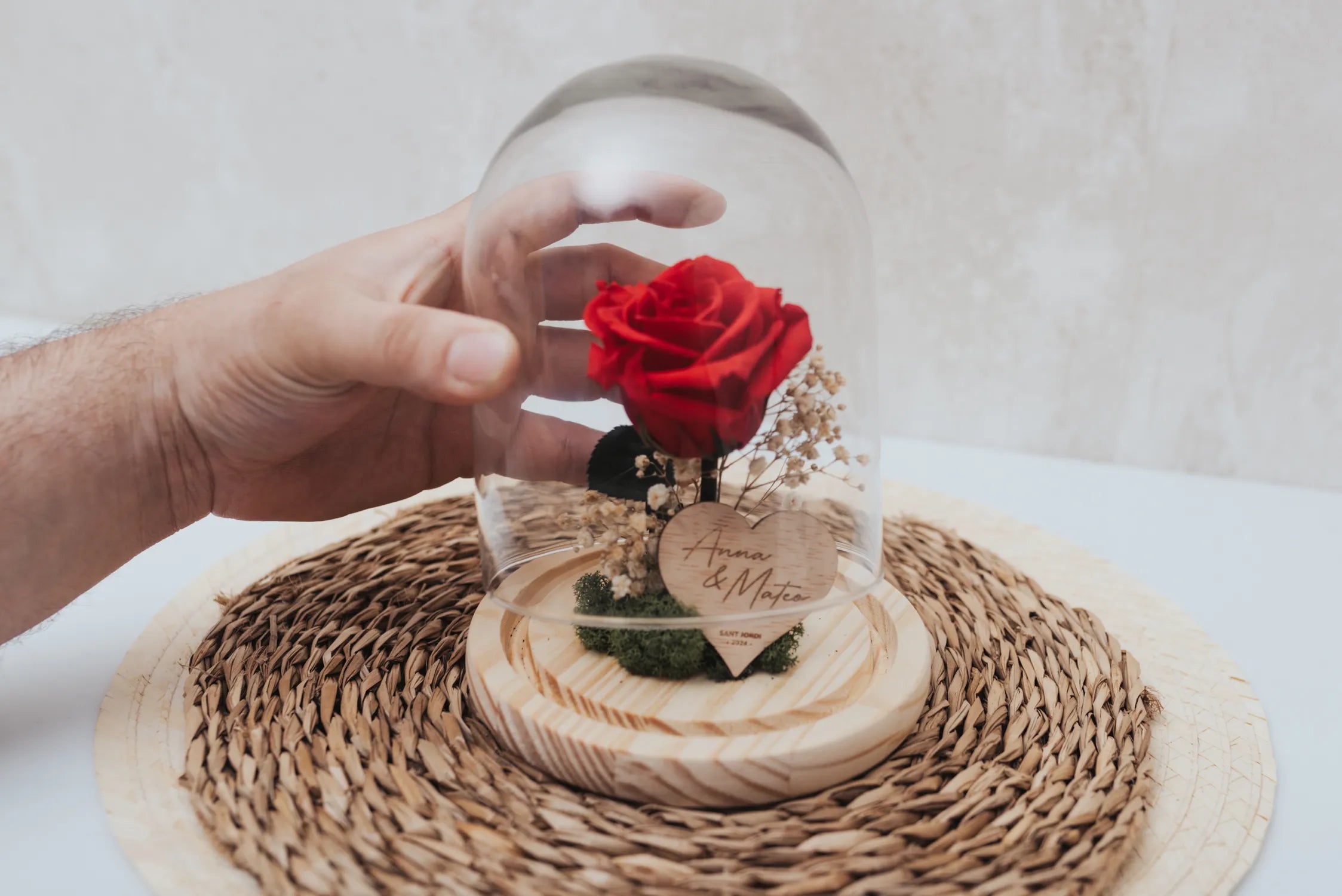 CÚPULA ROSA ETERNA PERSONALIZADA ESPECIAL SANT JORDI