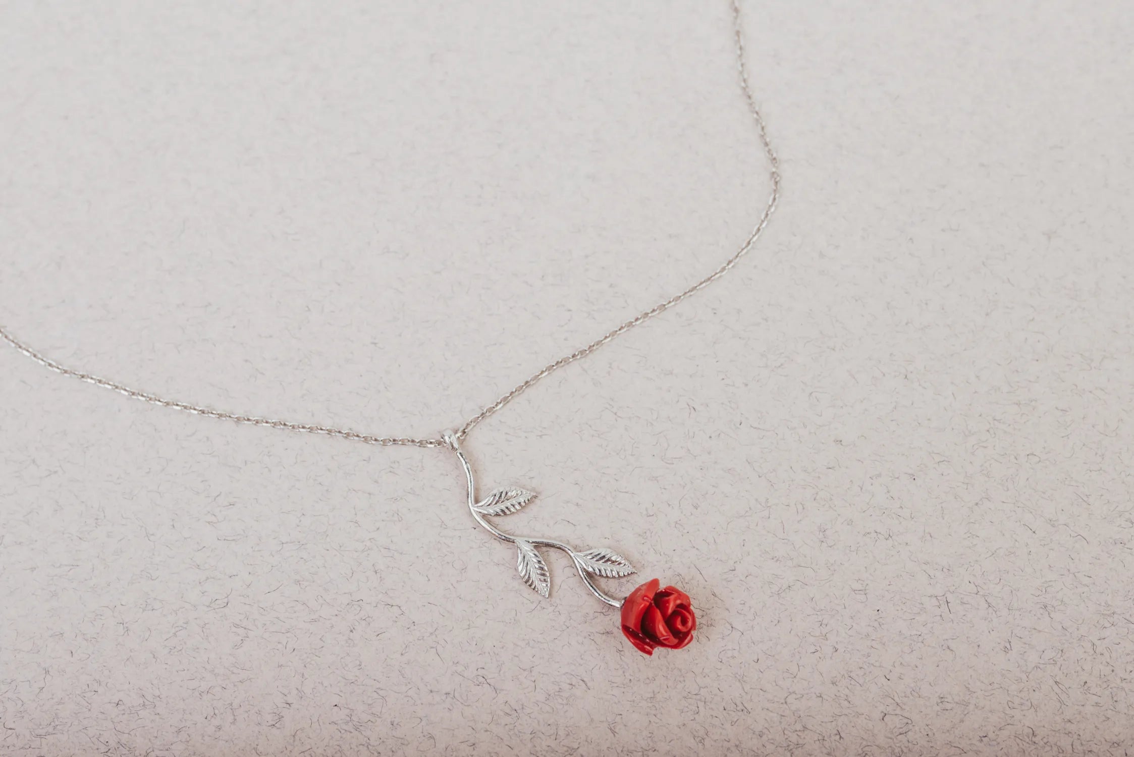 COLLAR DE PLATA "ROSA ETERNA" ESPECIAL SANT JORDI