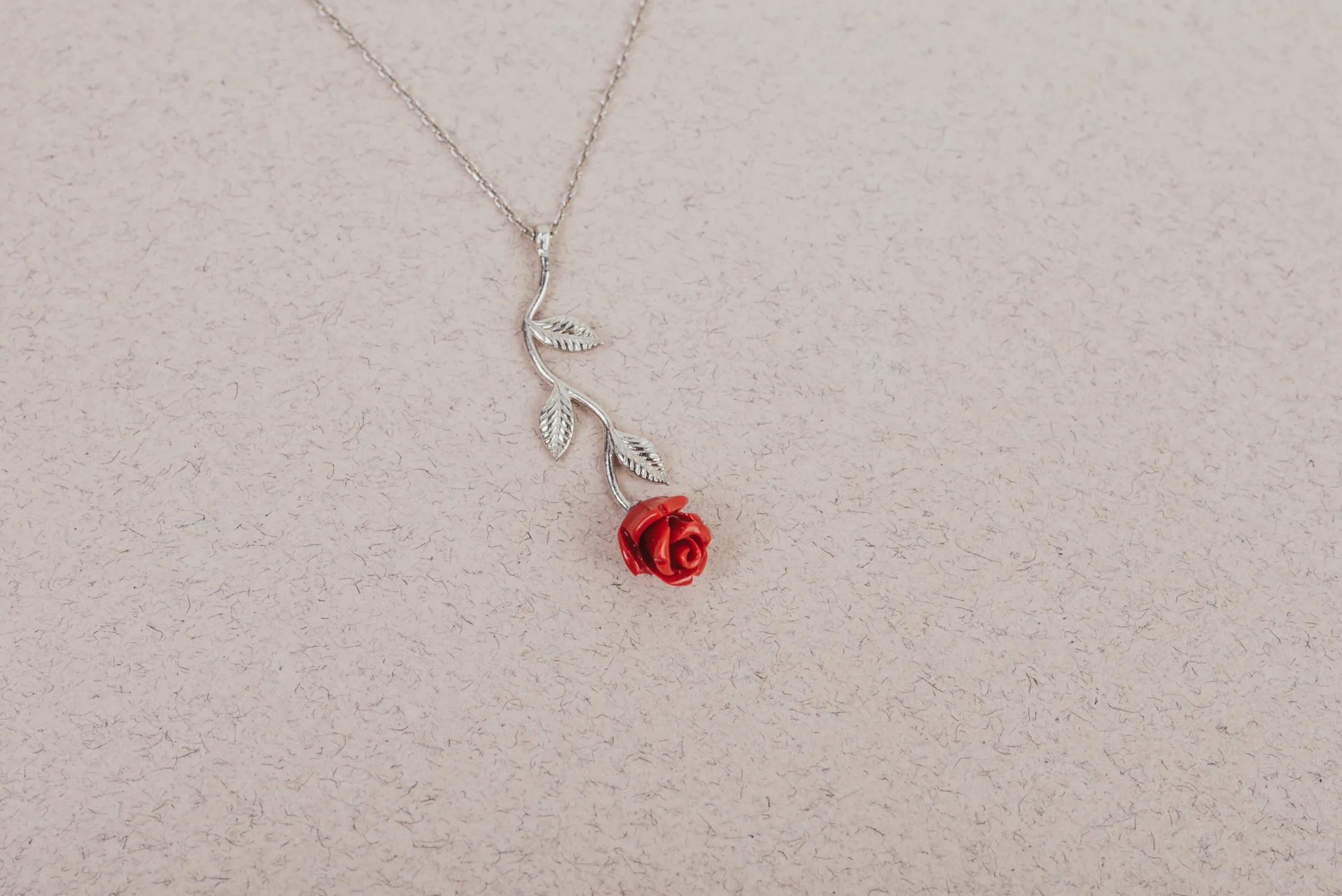 COLLAR DE PLATA "ROSA ETERNA" ESPECIAL SANT JORDI