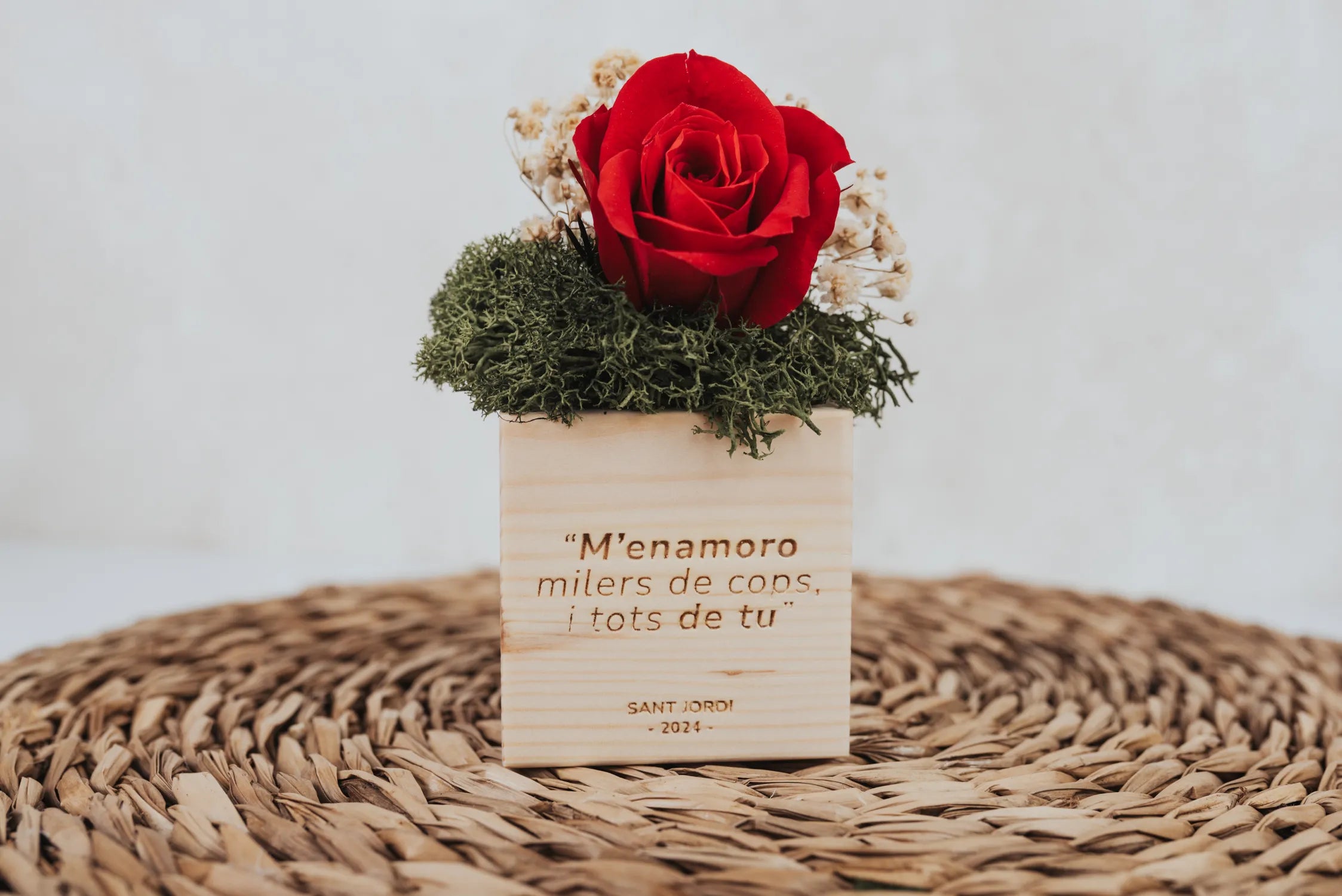 CUBOS DE MADERA "AMOR" ESPECIAL SANT JORDI